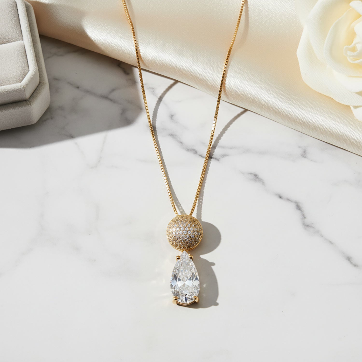 Luxury Gold Diamond Teardrop Necklace for Women | Diamonxa